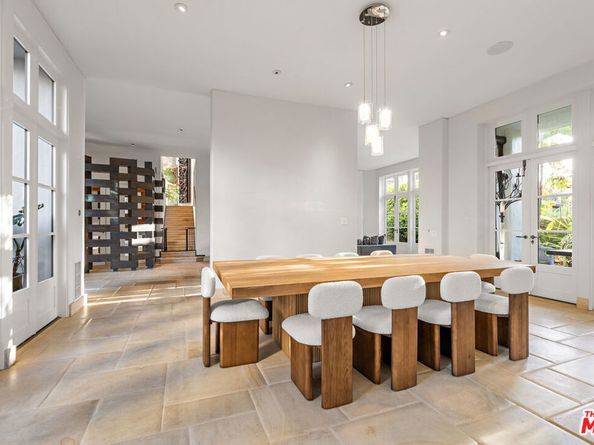 10288 Century Woods Drive, Los Angeles CA 90067