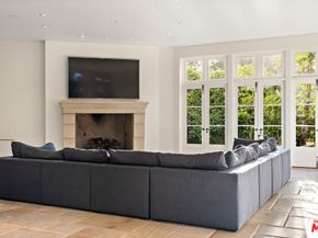 10288 Century Woods Drive, Los Angeles CA 90067