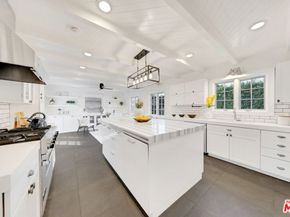 900 S Ridgeley Drive, Los Angeles CA 90036