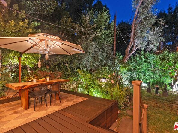 3339 Bennett Drive, Los Angeles CA 90068