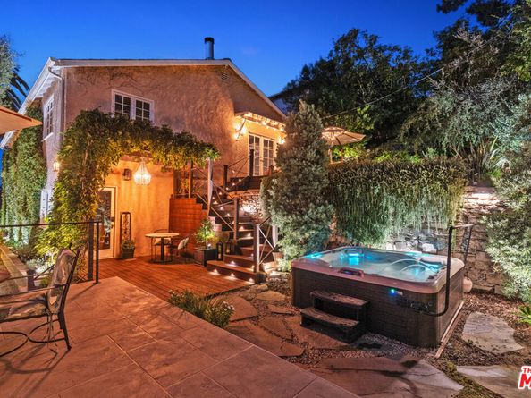 3339 Bennett Drive, Los Angeles CA 90068