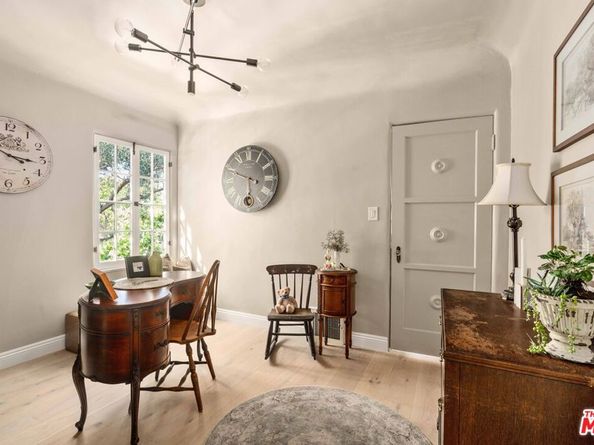3339 Bennett Drive, Los Angeles CA 90068