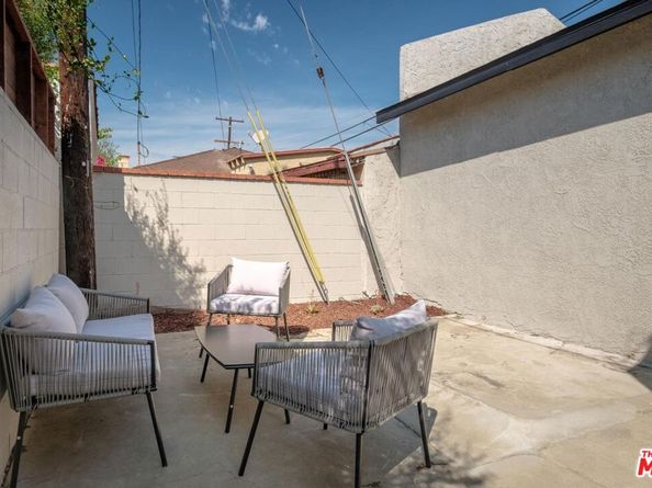 4215 S Norton Avenue, Los Angeles CA 90008