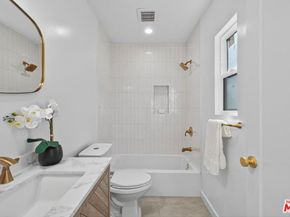4215 S Norton Avenue, Los Angeles CA 90008