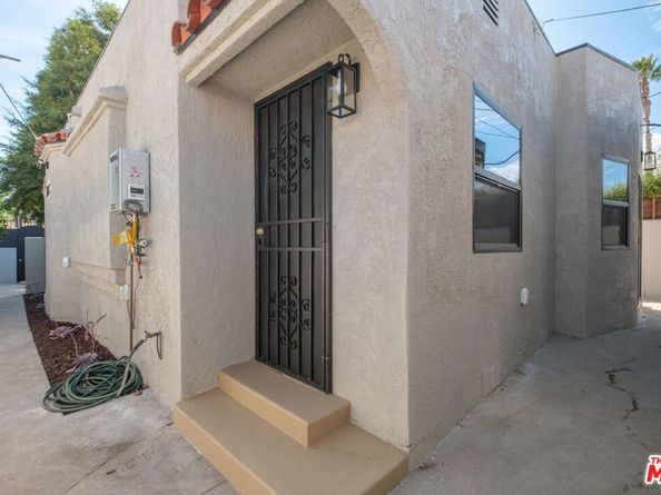 4215 S Norton Avenue, Los Angeles CA 90008