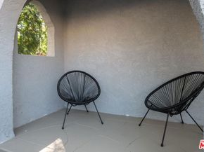 4215 S Norton Avenue, Los Angeles CA 90008