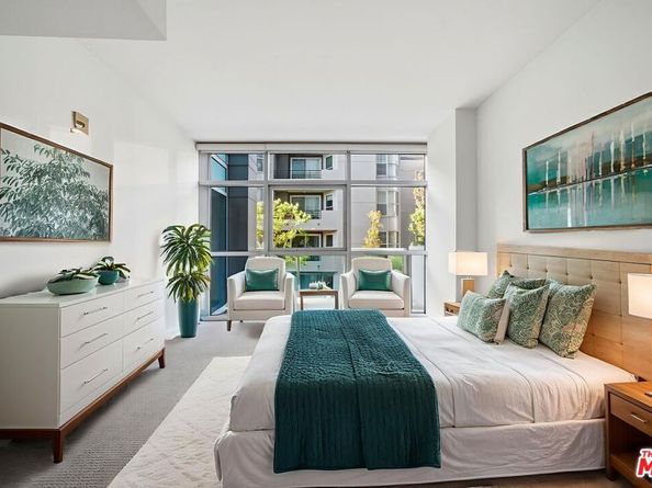 13700 Marina Pointe Drive 318, Marina Del Rey CA 90292