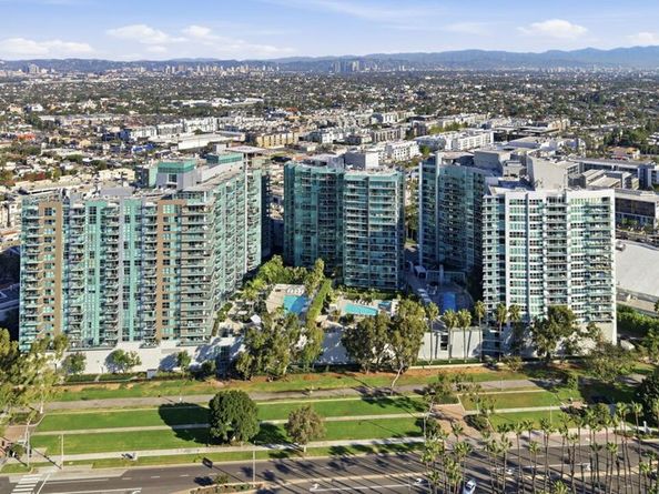 13700 Marina Pointe Drive 318, Marina Del Rey CA 90292