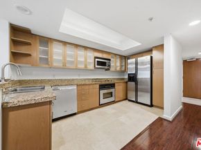 13700 Marina Pointe Drive 318, Marina Del Rey CA 90292