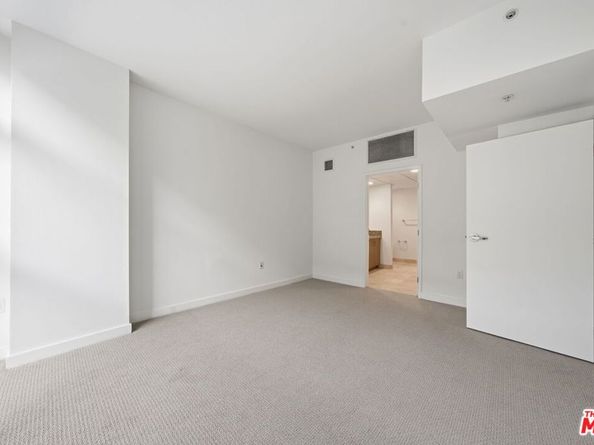 13700 Marina Pointe Drive 318, Marina Del Rey CA 90292