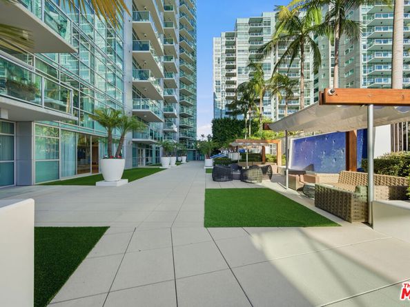 13700 Marina Pointe Drive 318, Marina Del Rey CA 90292