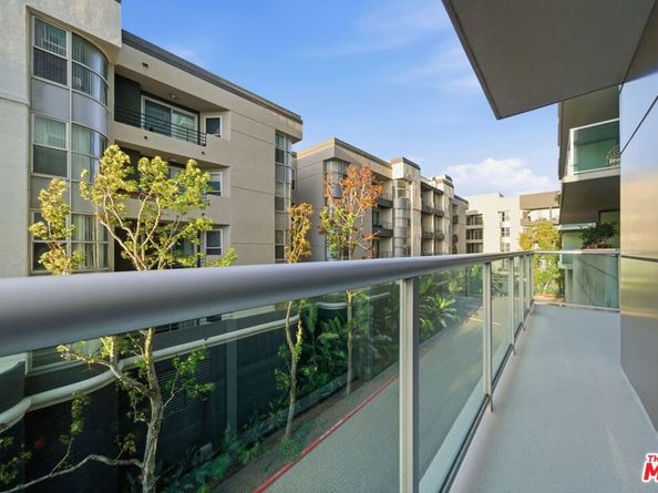 13700 Marina Pointe Drive 318, Marina Del Rey CA 90292