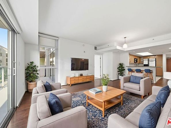 13700 Marina Pointe Drive 318, Marina Del Rey CA 90292