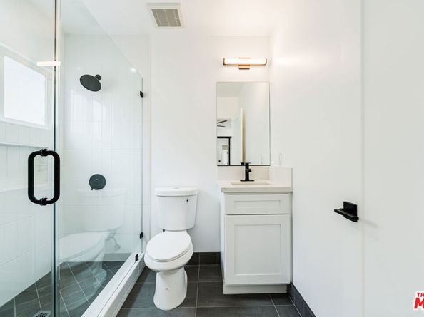 7020 Schroll Street, Lakewood CA 90713