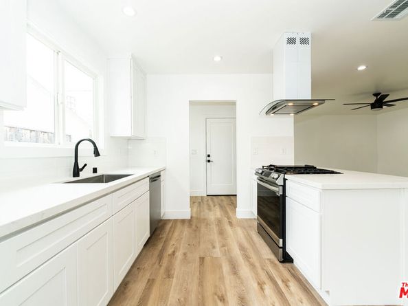 7020 Schroll Street, Lakewood CA 90713