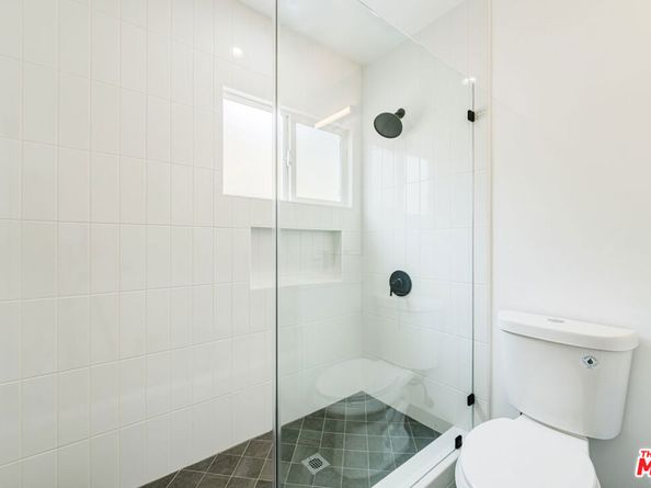 7020 Schroll Street, Lakewood CA 90713