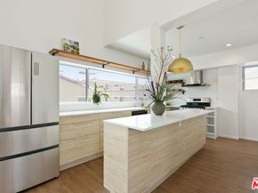 1244 14th Street E, Santa Monica CA 90404