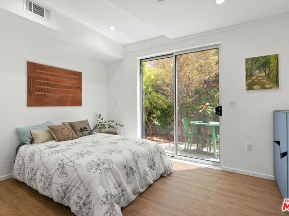1244 14th Street E, Santa Monica CA 90404