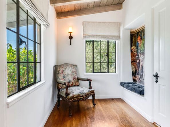 1046 Chautauqua Boulevard, Pacific Palisades CA 90272