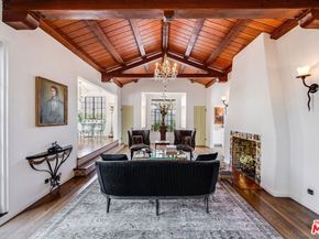 1046 Chautauqua Boulevard, Pacific Palisades CA 90272