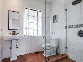 1046 Chautauqua Boulevard, Pacific Palisades CA 90272