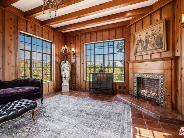 1046 Chautauqua Boulevard, Pacific Palisades CA 90272