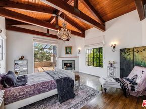 1046 Chautauqua Boulevard, Pacific Palisades CA 90272