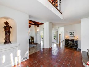 1046 Chautauqua Boulevard, Pacific Palisades CA 90272