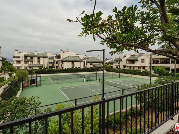 2227 Century Hill, Los Angeles CA 90067