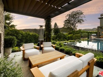 1529 Amalfi Drive