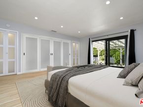 22025 De La Osa Street, Woodland Hills CA 91364