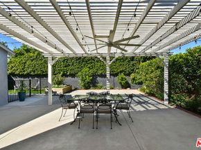 22025 De La Osa Street, Woodland Hills CA 91364