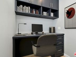 22025 De La Osa Street, Woodland Hills CA 91364
