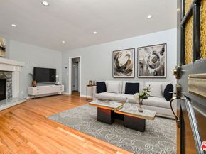 22025 De La Osa Street, Woodland Hills CA 91364