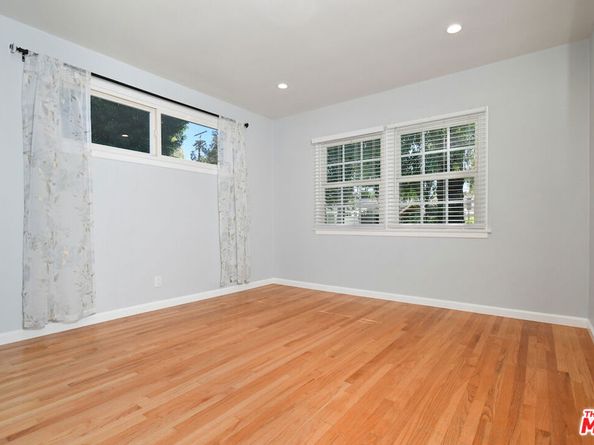22025 De La Osa Street, Woodland Hills CA 91364
