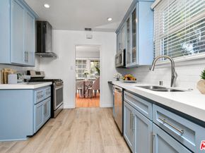 22025 De La Osa Street, Woodland Hills CA 91364