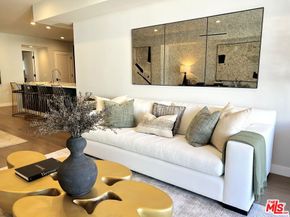 1017 N Croft Avenue 302, Los Angeles CA 90069