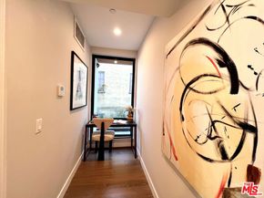 1017 N Croft Avenue 302, Los Angeles CA 90069