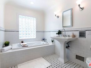 815 S Spaulding Avenue, Los Angeles CA 90036