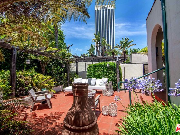 815 S Spaulding Avenue, Los Angeles CA 90036
