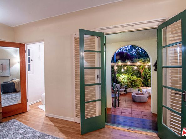 815 S Spaulding Avenue, Los Angeles CA 90036