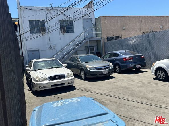 2505 W Manchester Boulevard, Inglewood CA 90305