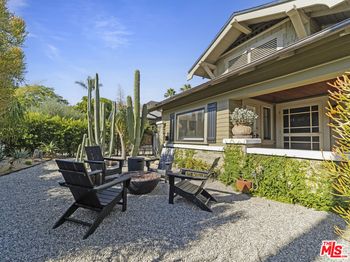 1528 N Curson Avenue