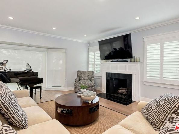 7404 Kentwood Avenue, Los Angeles CA 90045