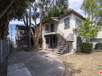 1233 S Bedford Street