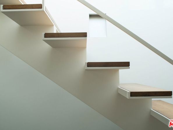 1201 CABRILLO Avenue, Venice CA 90291