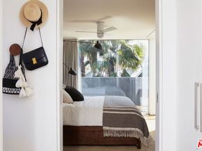 1201 CABRILLO Avenue, Venice CA 90291