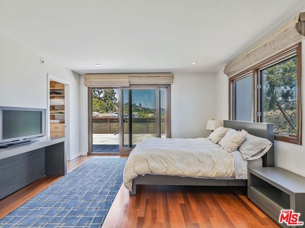 2340 Jupiter Drive, Los Angeles CA 90046