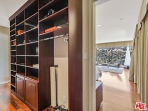 2340 Jupiter Drive, Los Angeles CA 90046