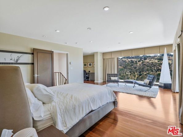 2340 Jupiter Drive, Los Angeles CA 90046